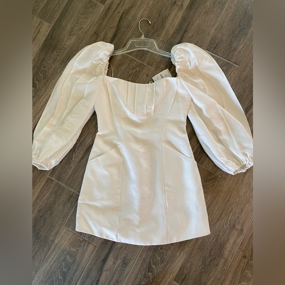 Over Again Long Sleeve Dress in Ivory
C/MEO NWT Size Med - Picture 3 of 14